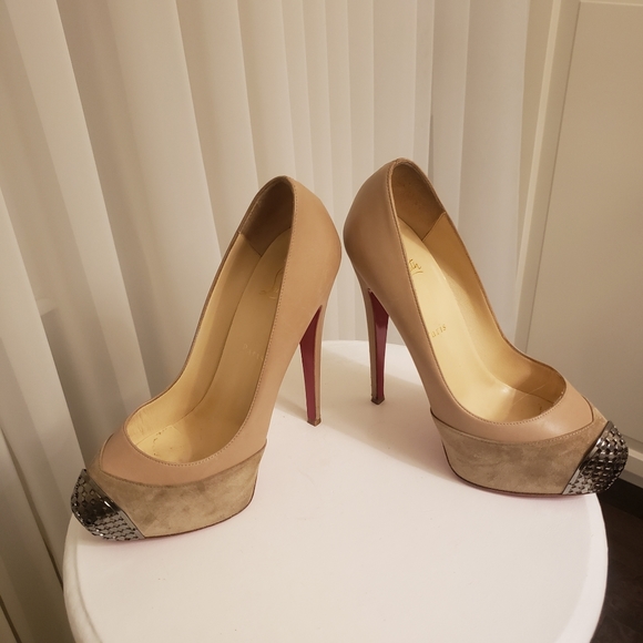 Christian Louboutin Maggie Beige Suede Pumps - Picture 10 of 13